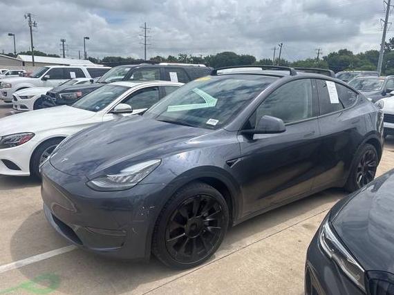 TESLA MODEL Y 2022 7SAYGDEE7NA018109 image